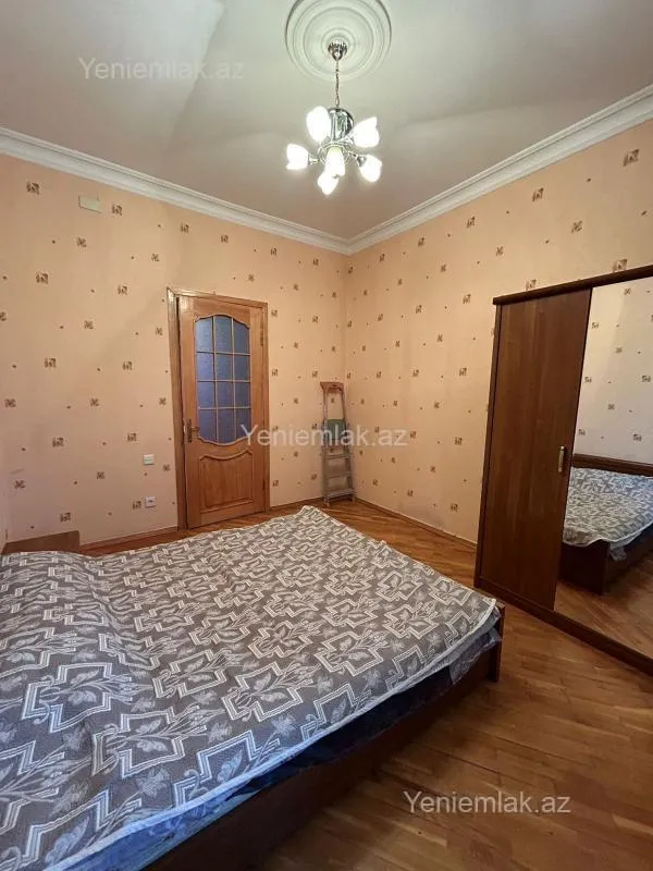 Satılır 3 otaqlı köhnə tikili 72 m²