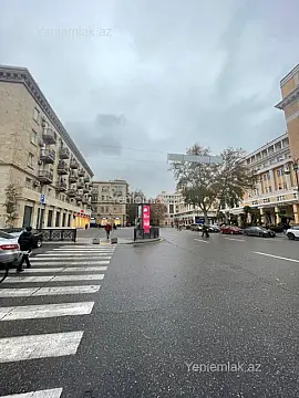 Satılır 3 otaqlı köhnə tikili 72 m²