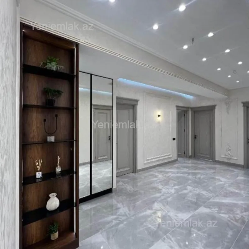 Satılır 3 otaqlı yeni tikili 127 m²