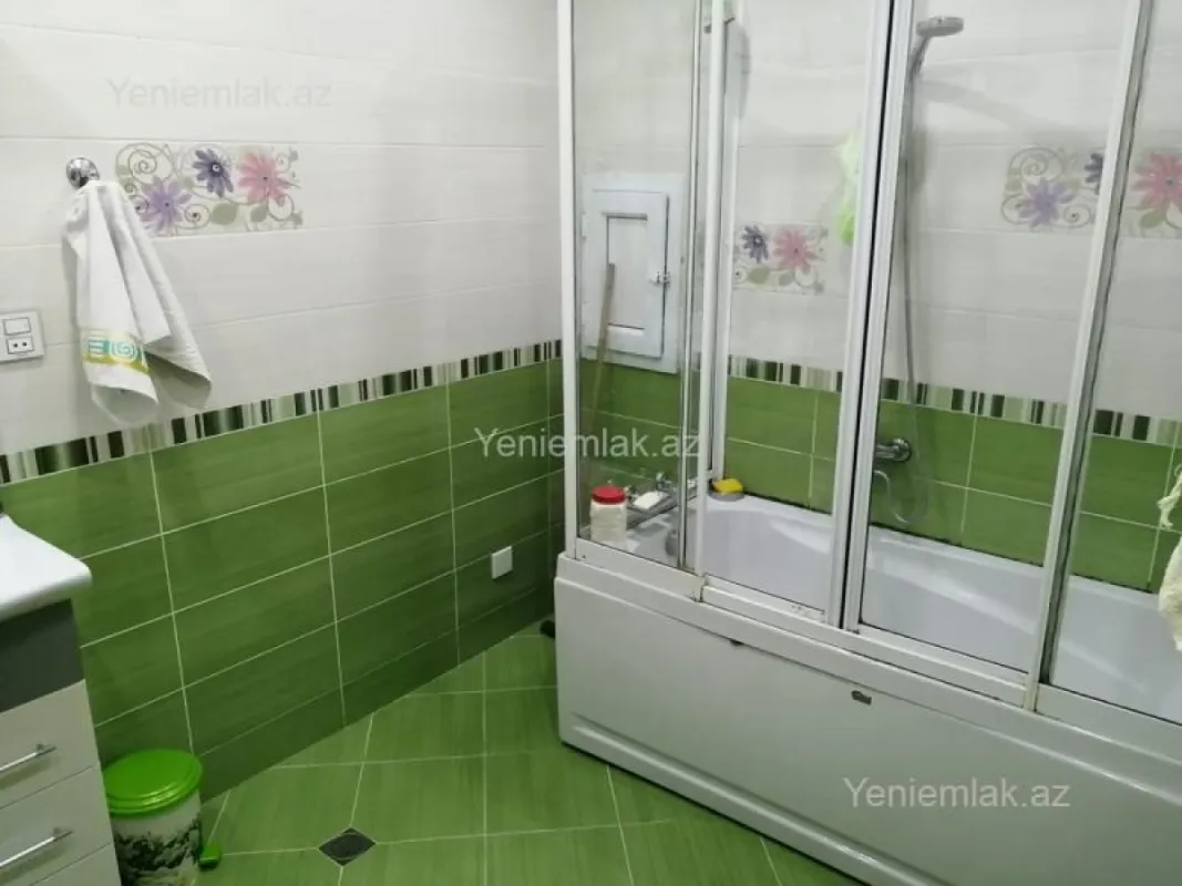 Satılır 3 otaqlı yeni tikili 158 m²