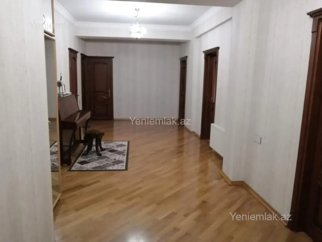 Satılır 3 otaqlı yeni tikili 158 m²