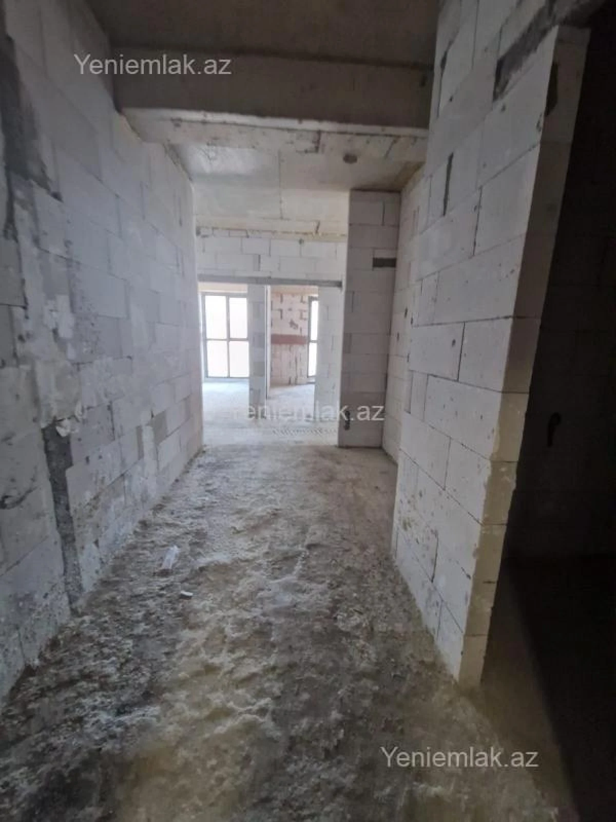 Satılır 2 otaqlı yeni tikili 103 m²