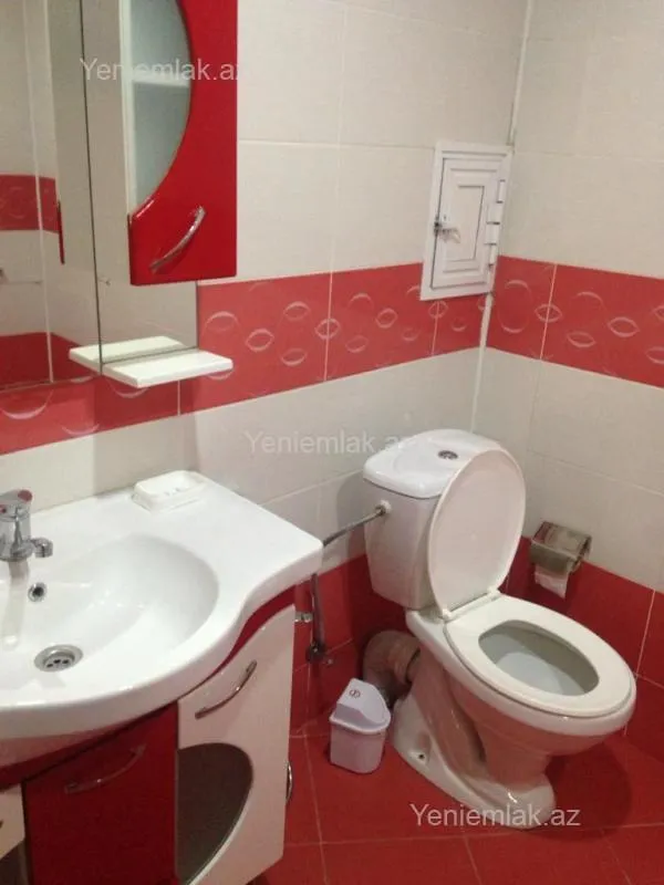 Satılır 3 otaqlı yeni tikili 137 m²