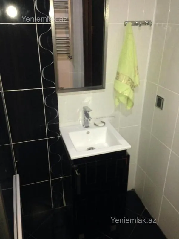 Satılır 3 otaqlı yeni tikili 137 m²