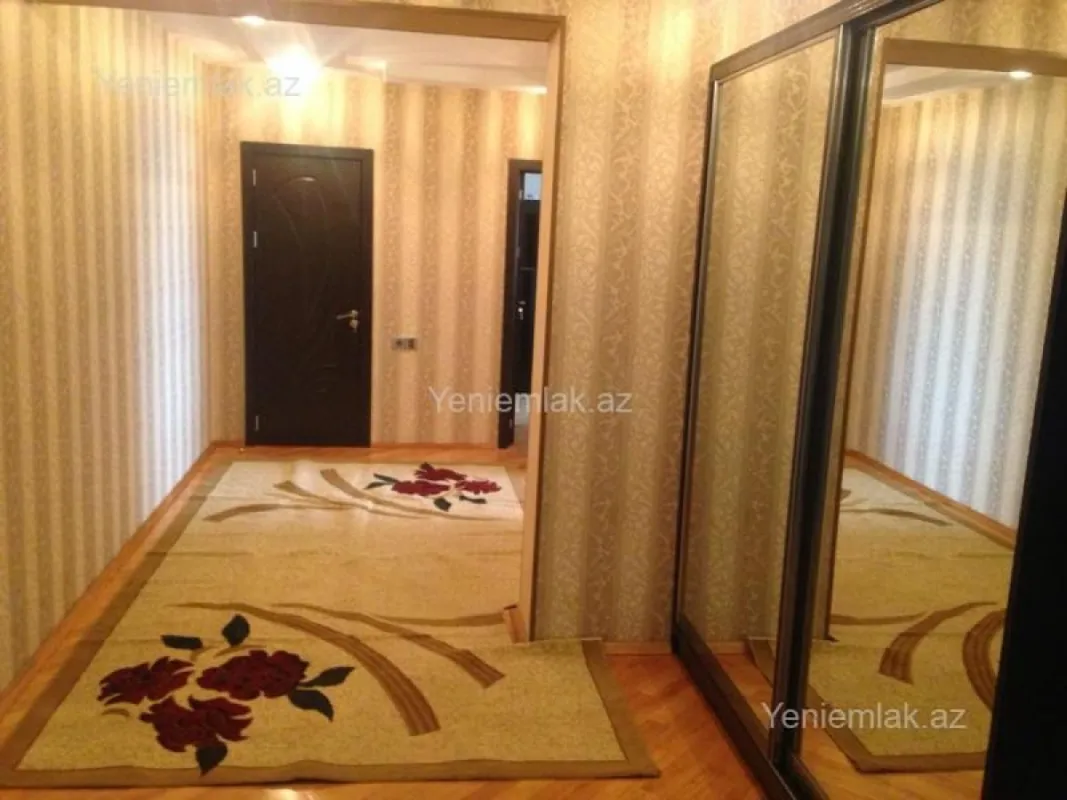 Satılır 3 otaqlı yeni tikili 137 m²