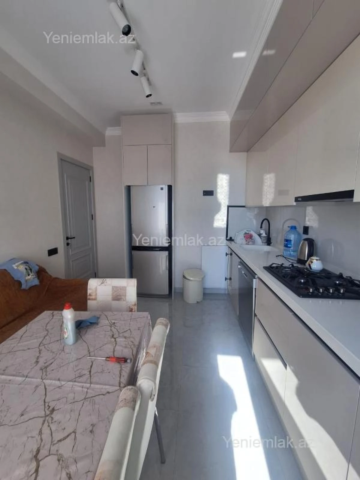 Satılır 2 otaqlı yeni tikili 84 m²