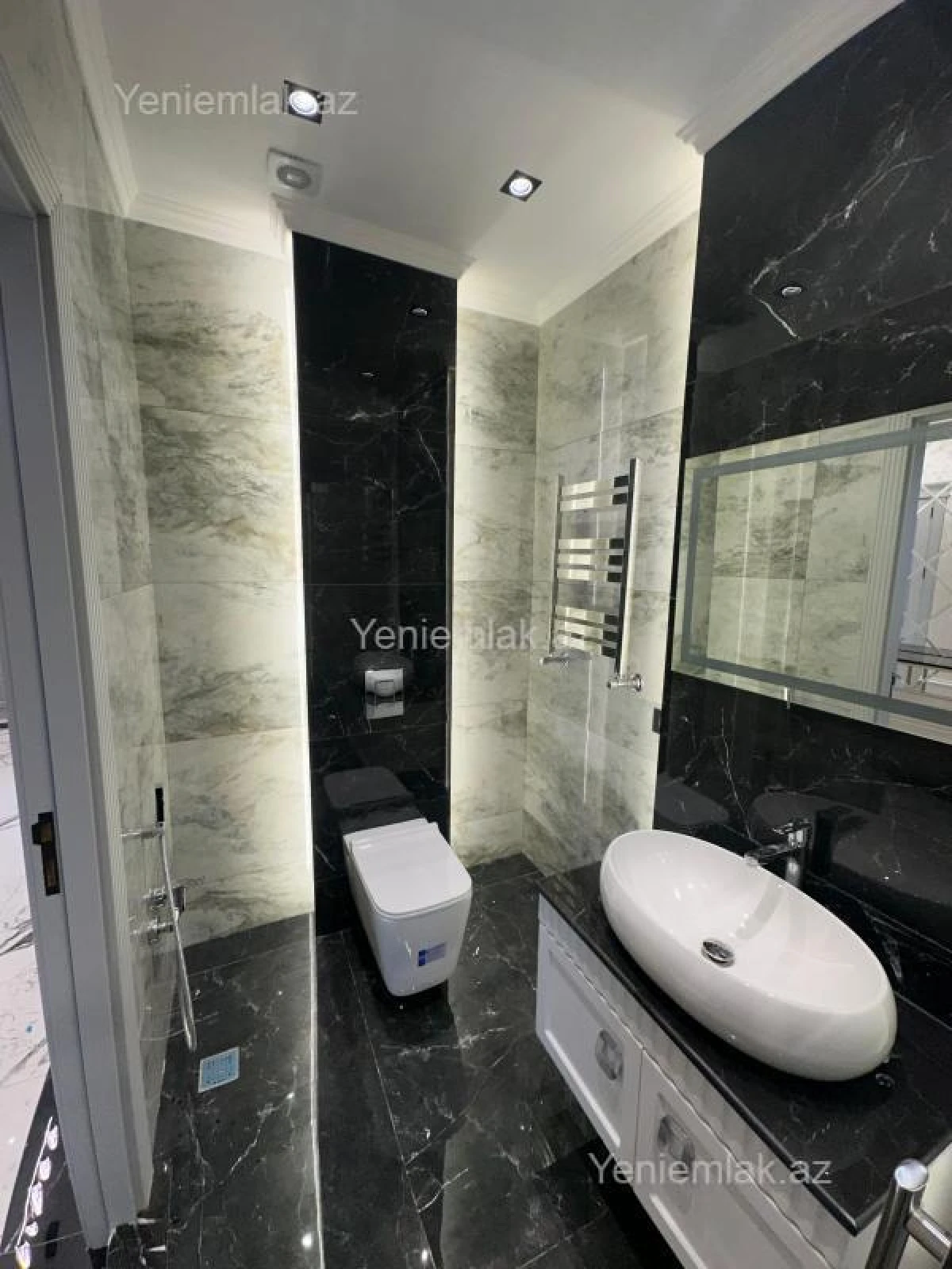 Satılır 3 otaqlı yeni tikili 115 m²