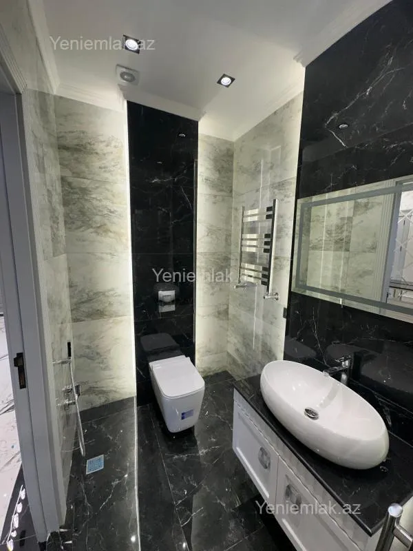 Satılır 3 otaqlı yeni tikili 115 m²