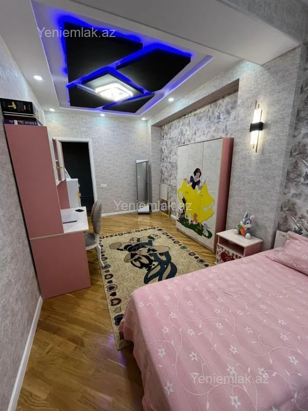 Satılır 4 otaqlı yeni tikili 142 m²