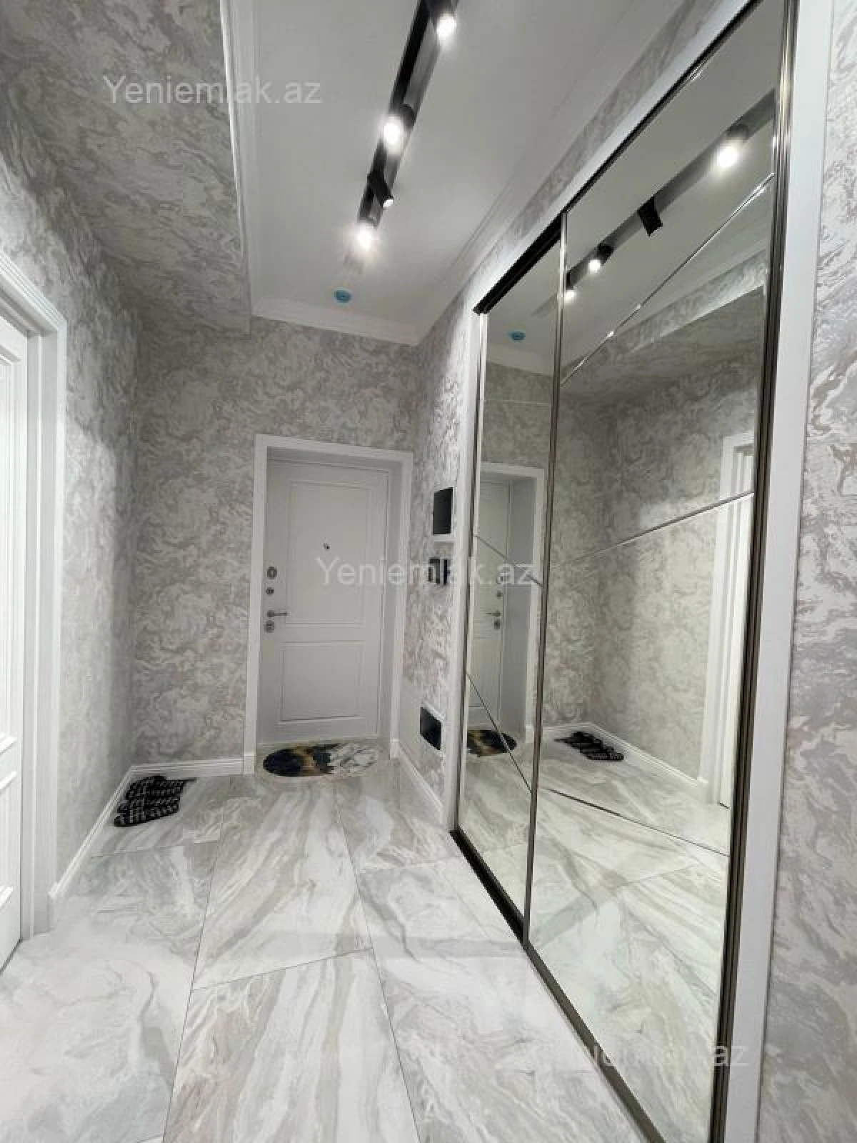 Satılır 4 otaqlı yeni tikili 185 m²