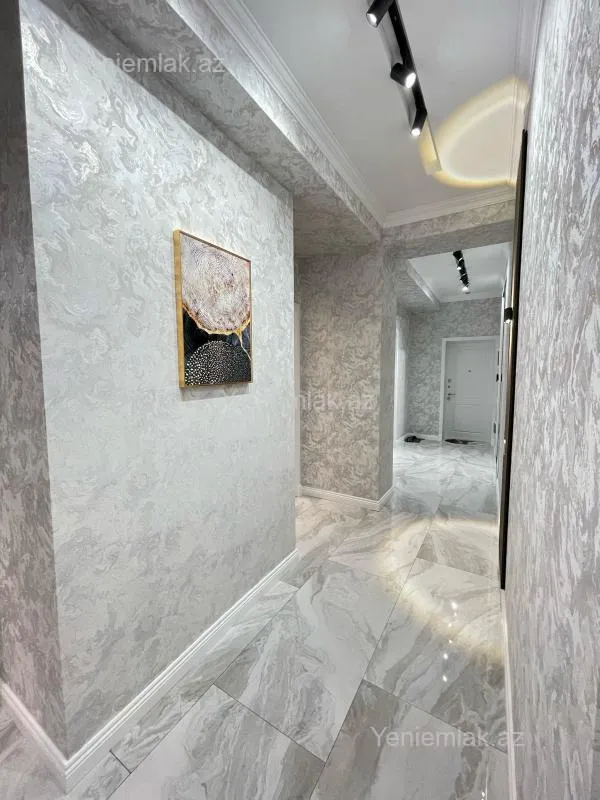 Satılır 4 otaqlı yeni tikili 185 m²