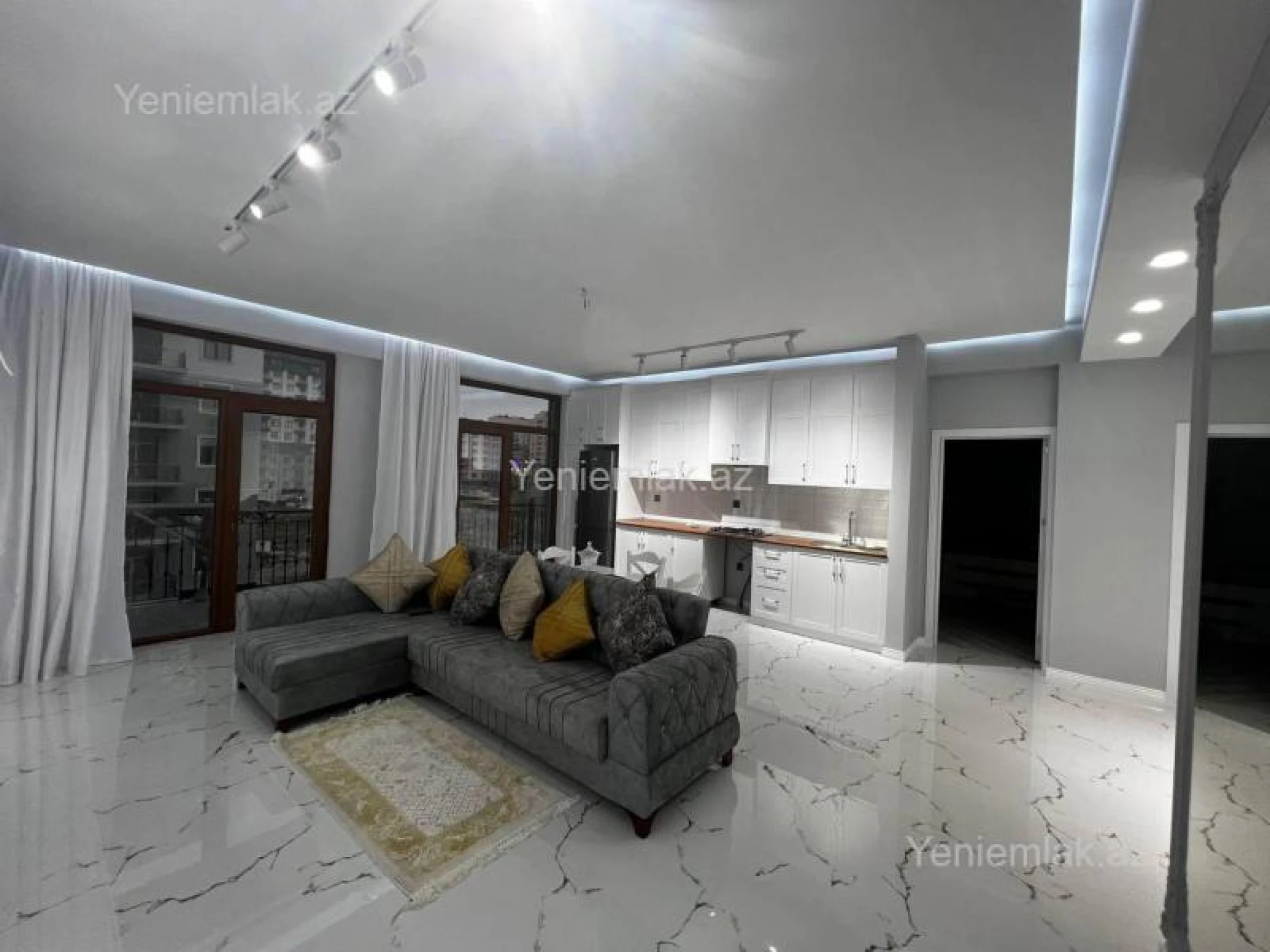 Satılır 3 otaqlı yeni tikili 91 m²