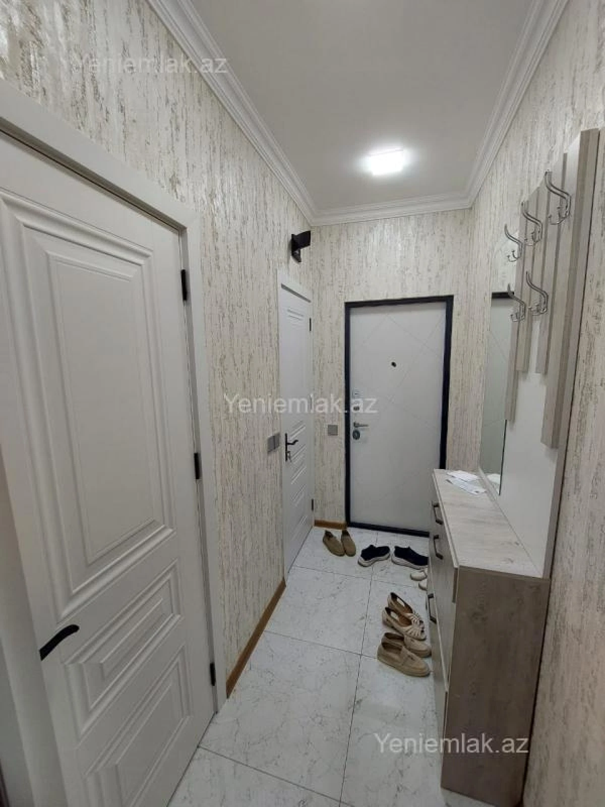Satılır 2 otaqlı köhnə tikili 45 m²