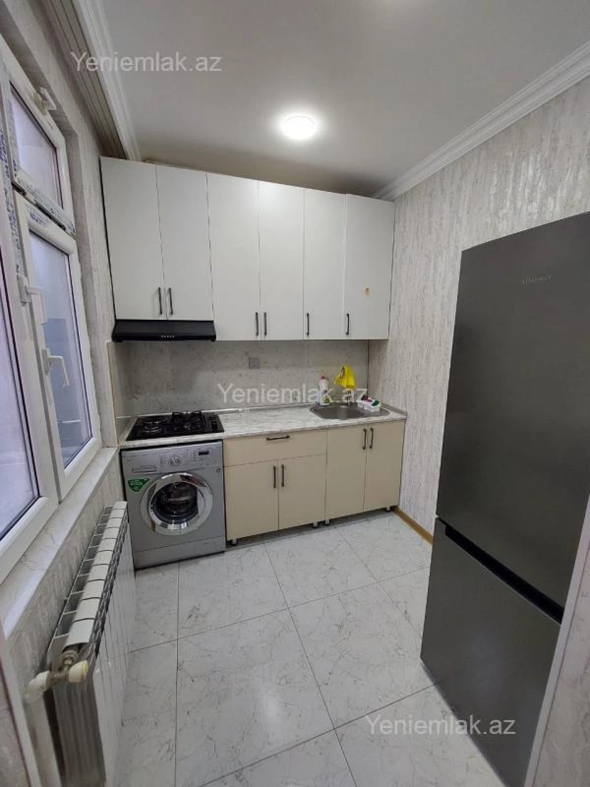 Satılır 2 otaqlı köhnə tikili 45 m²