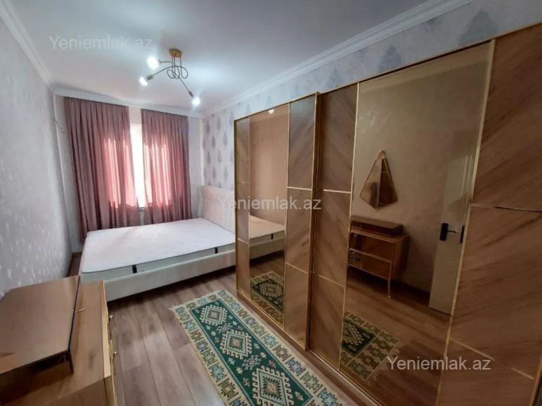 Satılır 2 otaqlı köhnə tikili 45 m²