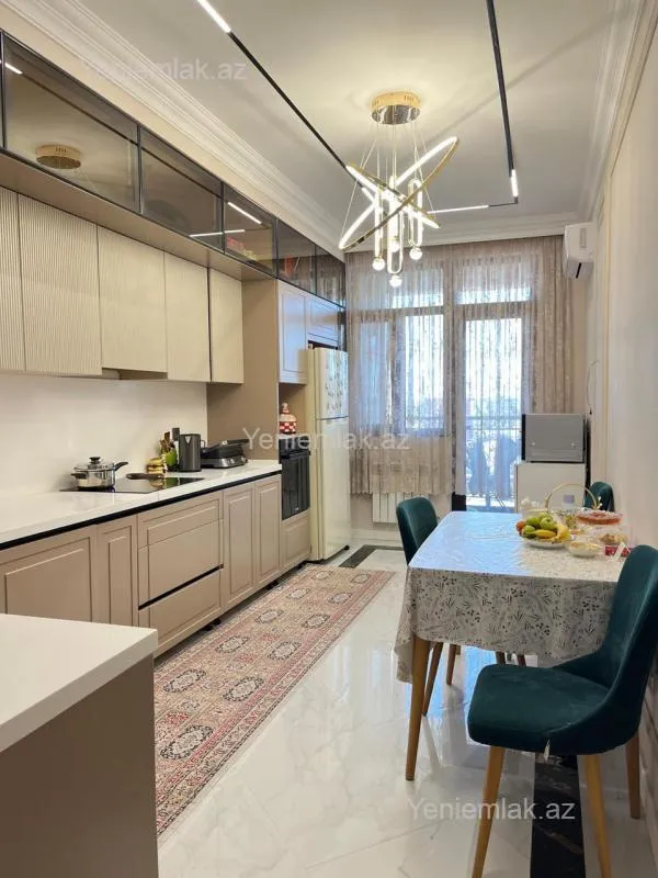 Satılır 3 otaqlı yeni tikili 147 m²