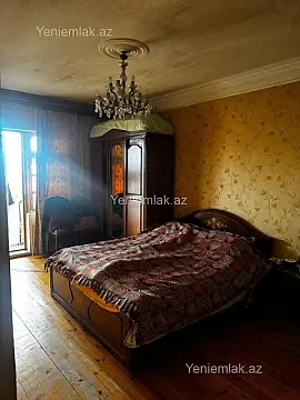 Satılır 3 otaqlı köhnə tikili 85 m²