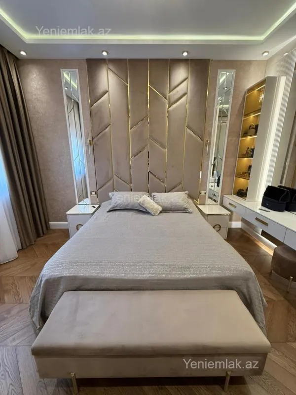 Satılır 4 otaqlı yeni tikili 185 m²