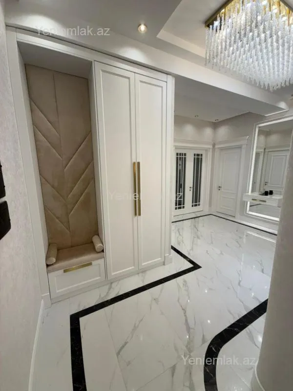 Satılır 4 otaqlı yeni tikili 185 m²
