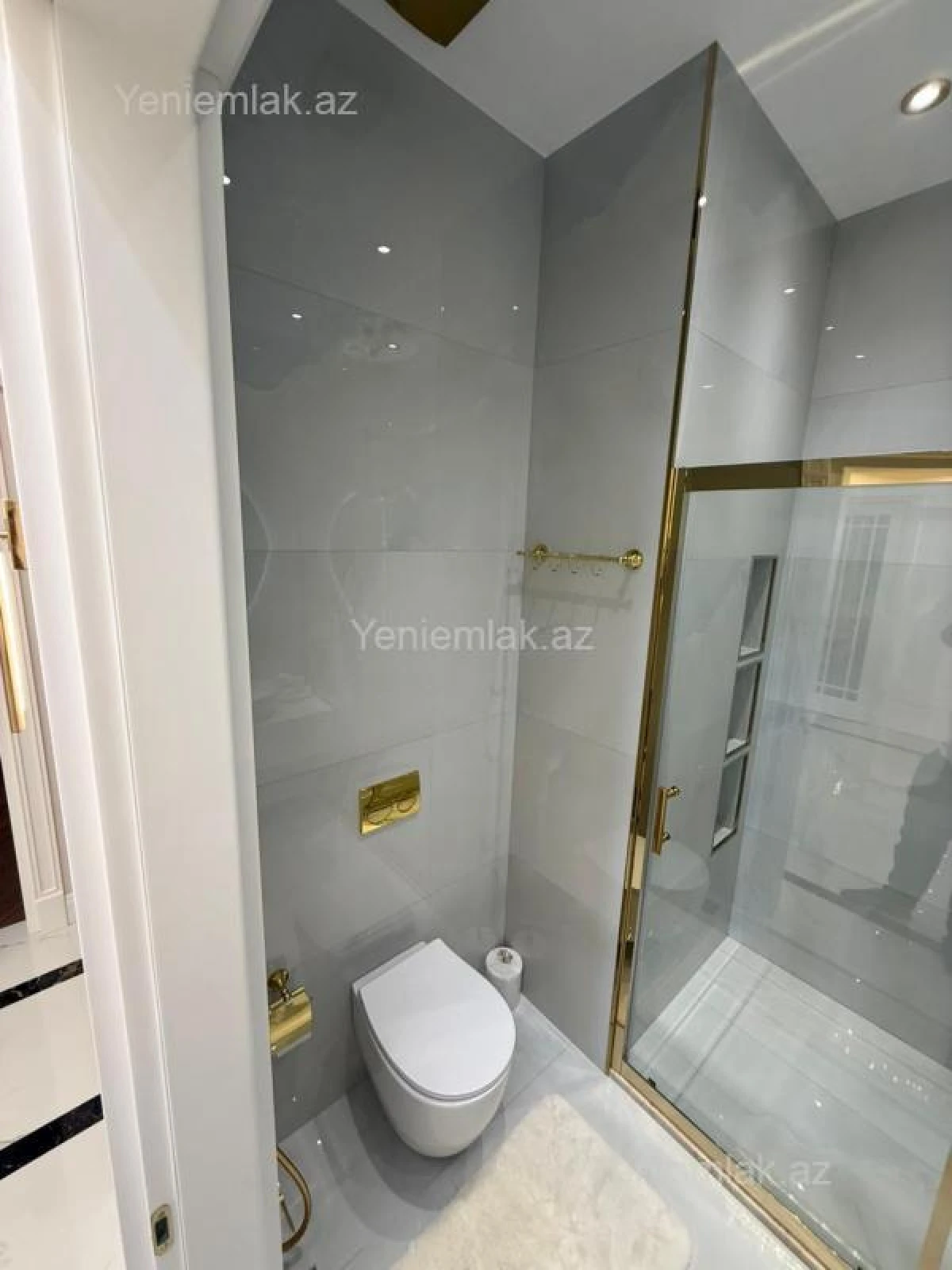 Satılır 4 otaqlı yeni tikili 185 m²