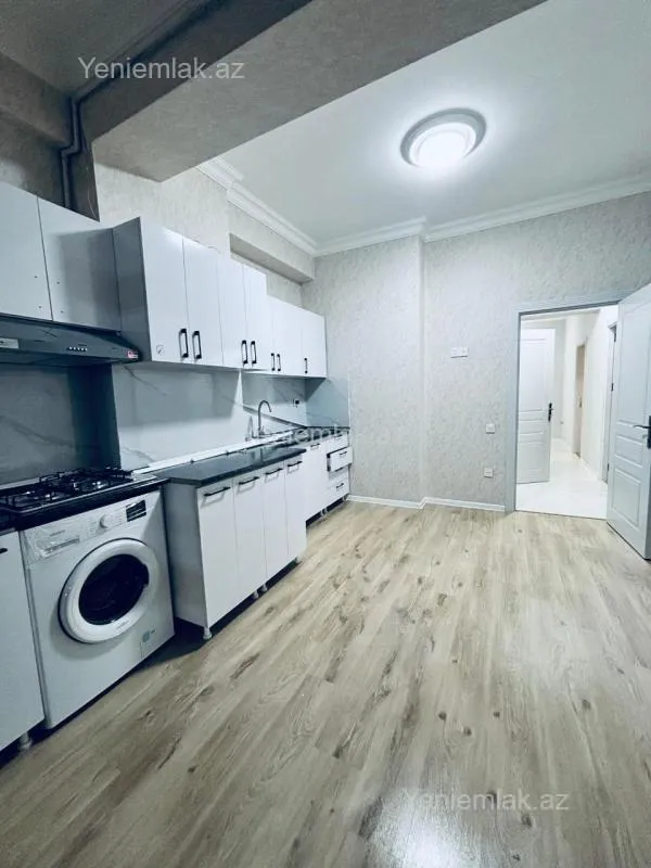 Satılır 3 otaqlı yeni tikili 95 m²