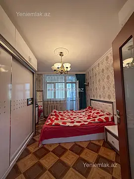 Satılır 4 otaqlı köhnə tikili 80 m²