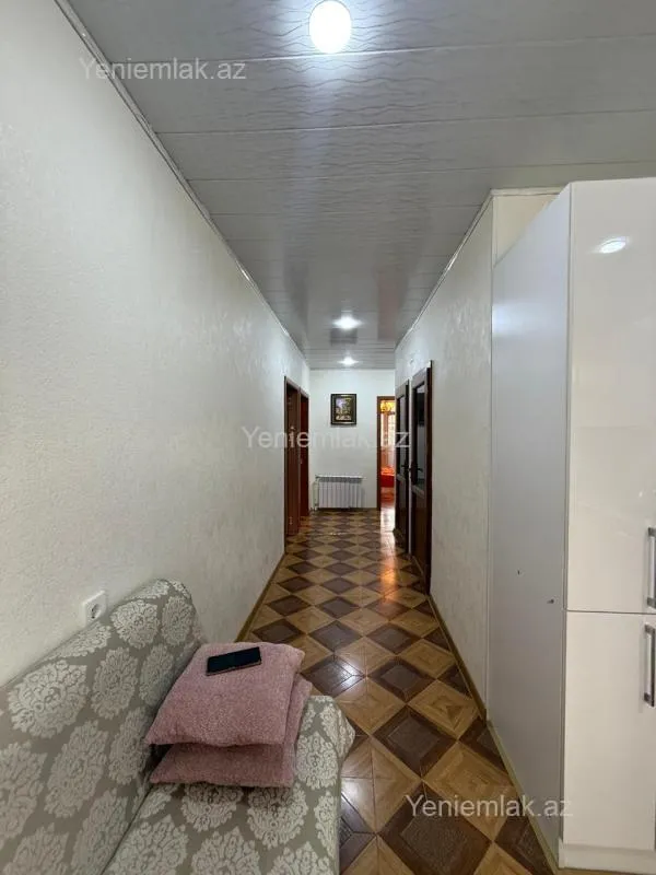 Satılır 4 otaqlı köhnə tikili 80 m²