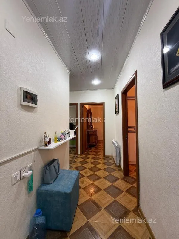 Satılır 4 otaqlı köhnə tikili 80 m²