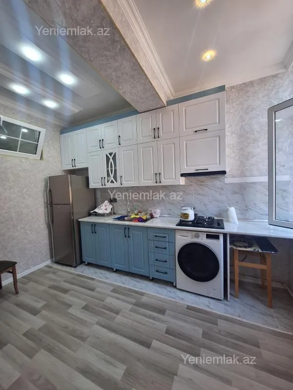 Satılır 3 otaqlı yeni tikili 105 m²