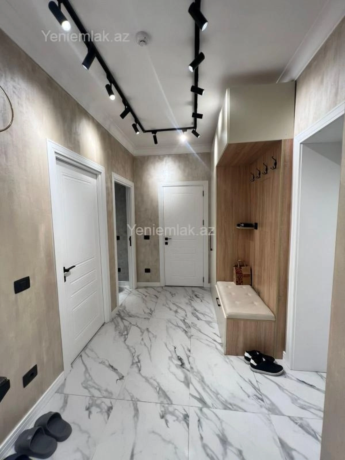 Satılır 2 otaqlı yeni tikili 98 m²