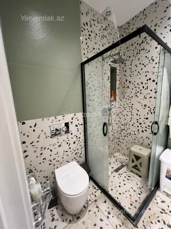 Satılır 2 otaqlı yeni tikili 98 m²