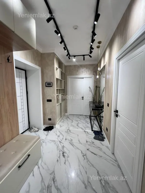 Satılır 2 otaqlı yeni tikili 98 m²