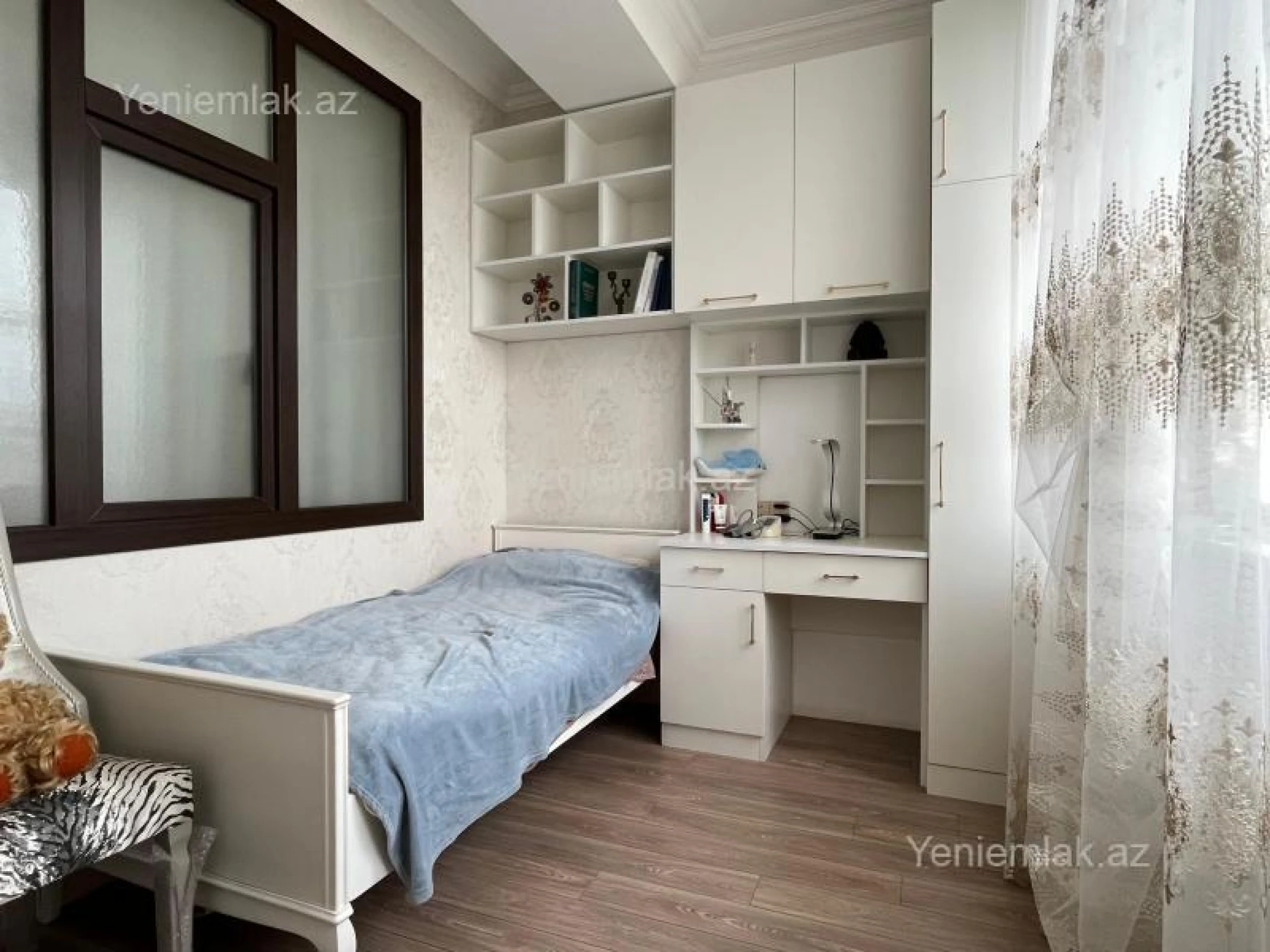 Satılır 3 otaqlı yeni tikili 115 m²