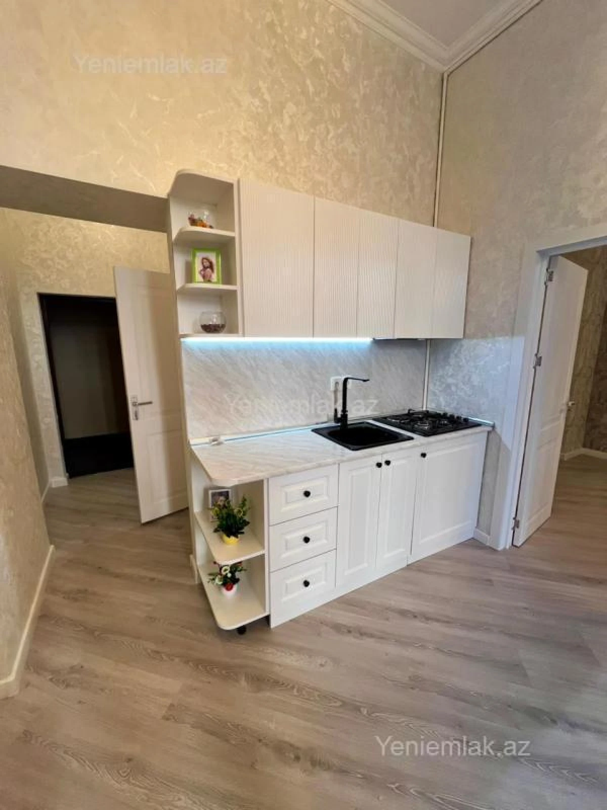 Satılır 2 otaqlı yeni tikili 50 m²