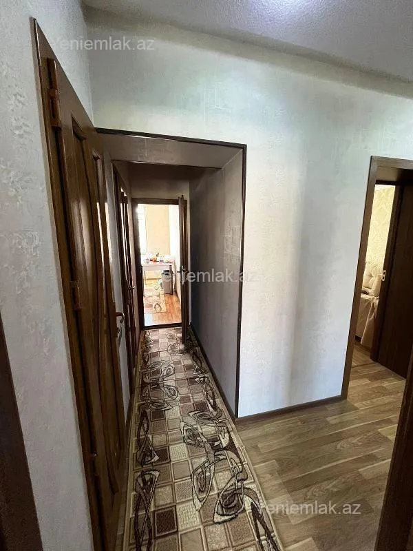 Satılır 3 otaqlı köhnə tikili 75 m²