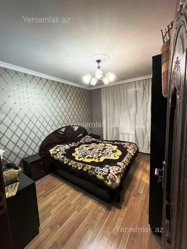 Satılır 3 otaqlı köhnə tikili 75 m²