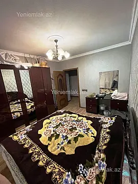 Satılır 3 otaqlı köhnə tikili 75 m²