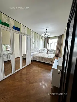 Satılır 3 otaqlı yeni tikili 125 m²