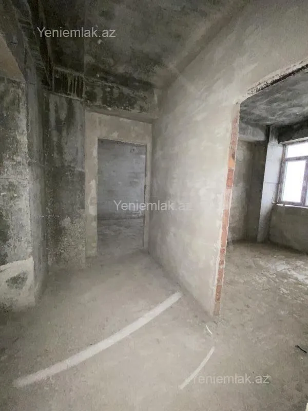 Satılır 3 otaqlı yeni tikili 87 m²