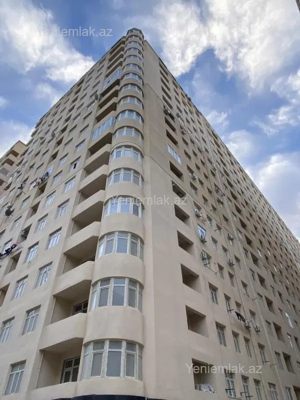 Satılır 3 otaqlı yeni tikili 87 m²