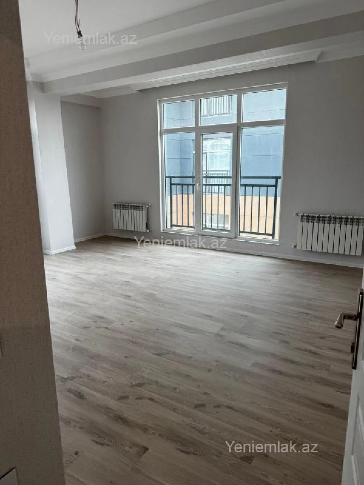 Satılır 3 otaqlı yeni tikili 75 m²