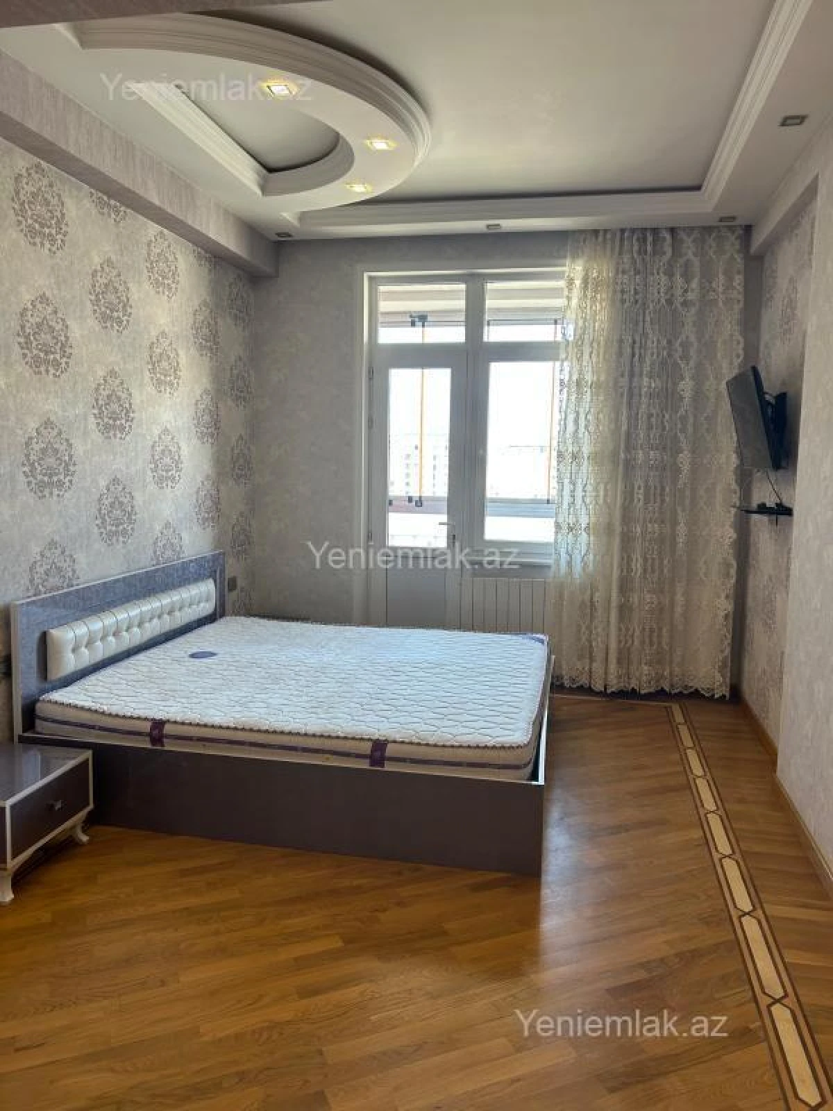 Satılır 3 otaqlı yeni tikili 145 m²
