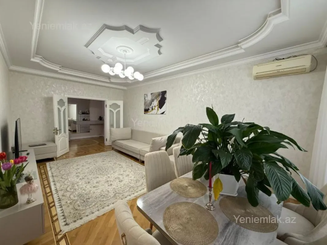 Satılır 3 otaqlı yeni tikili 129 m²