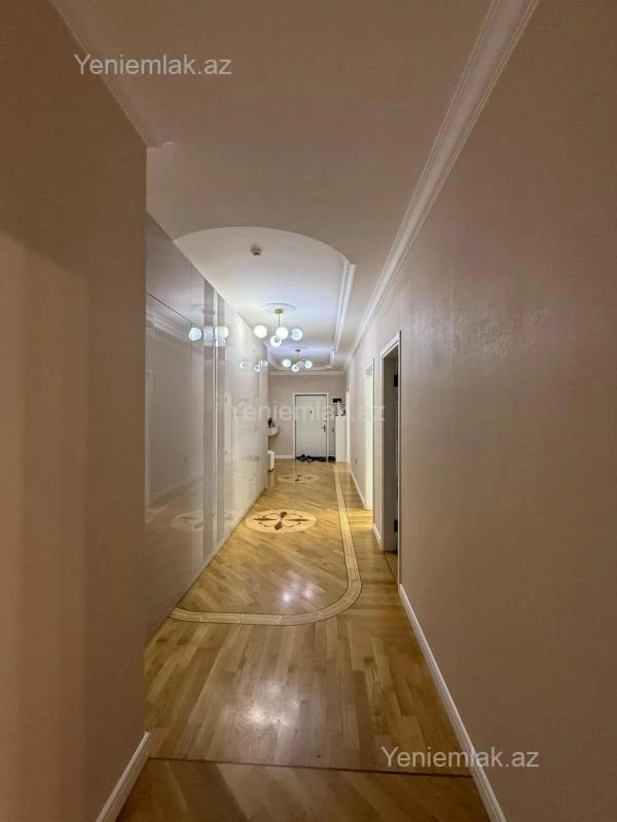 Satılır 3 otaqlı yeni tikili 129 m²