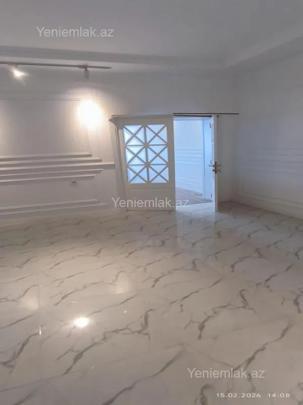 Satılır 3 otaqlı yeni tikili 160 m²