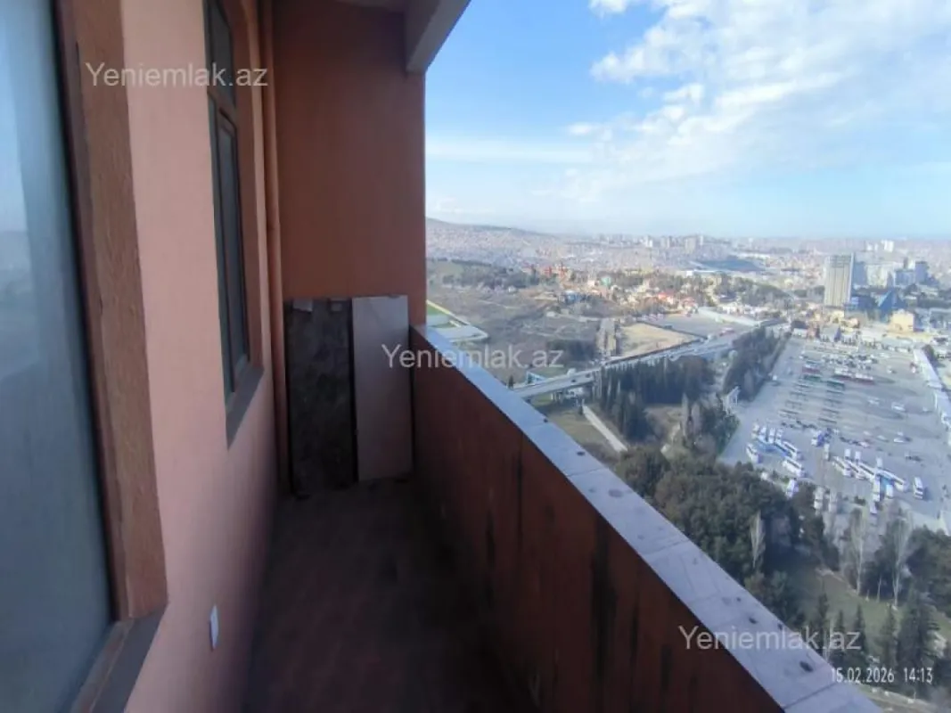 Satılır 3 otaqlı yeni tikili 160 m²