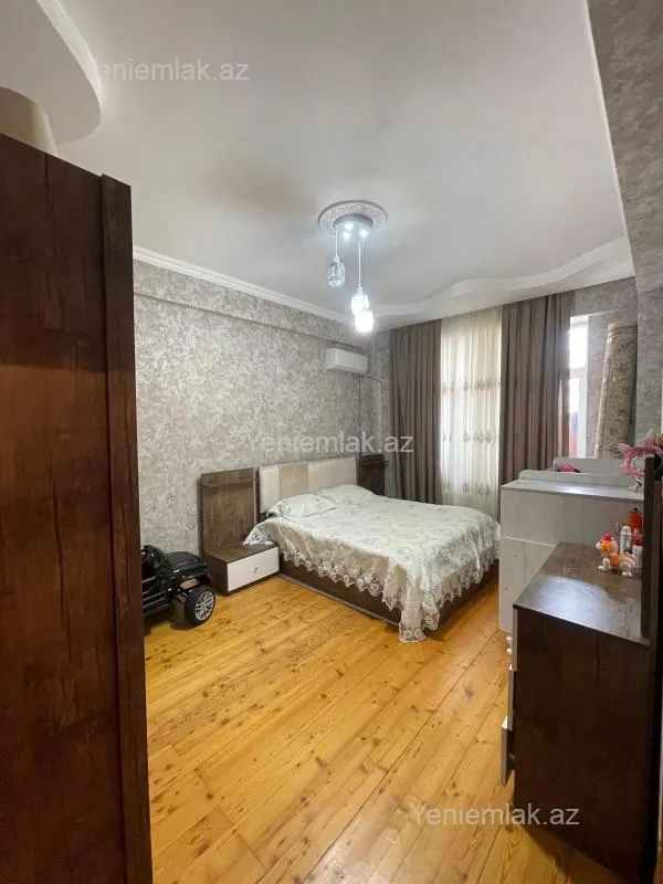 Satılır 3 otaqlı yeni tikili 90 m²