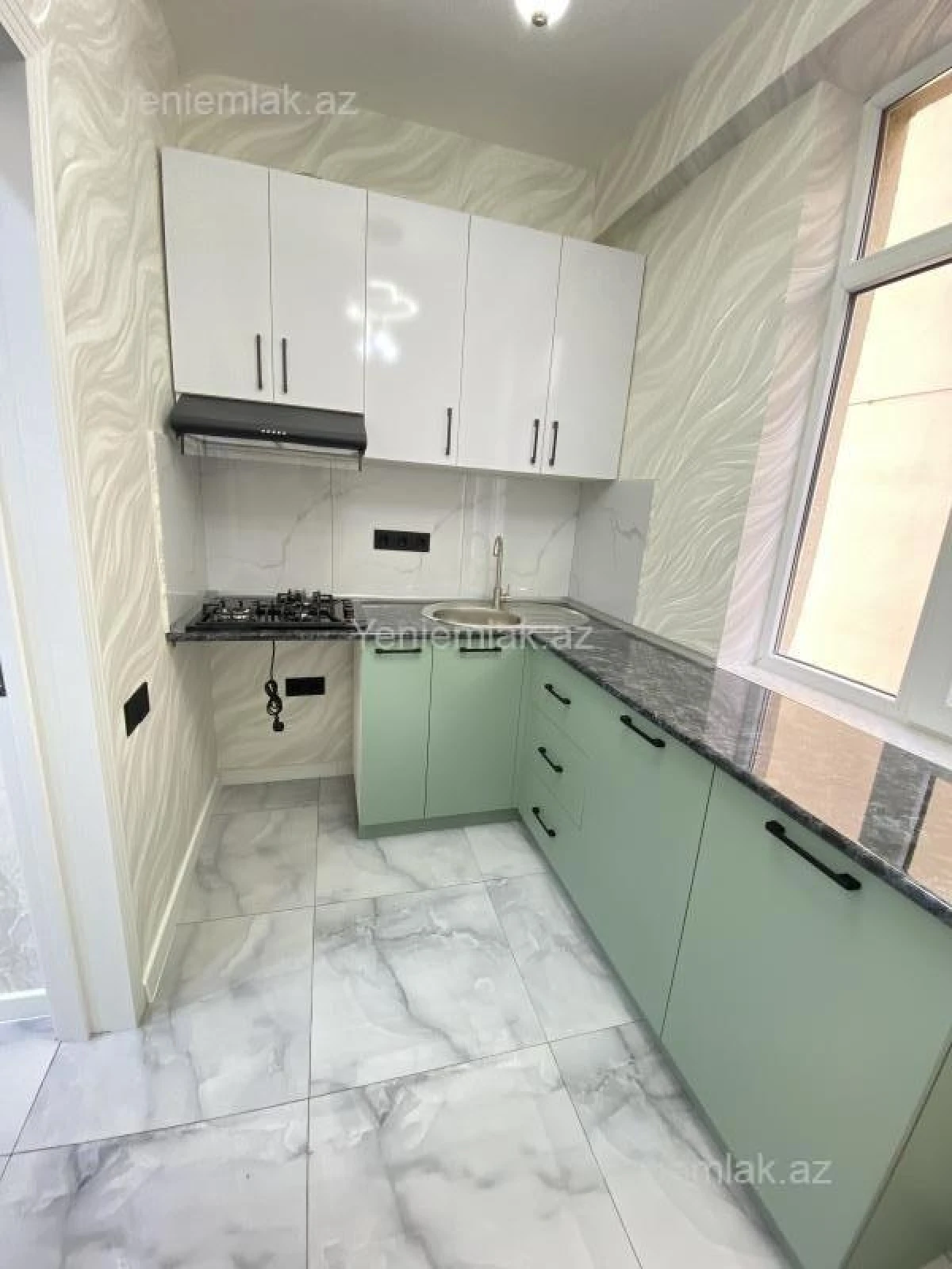 Satılır 2 otaqlı yeni tikili 62 m²