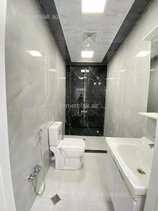 Satılır 2 otaqlı yeni tikili 62 m²