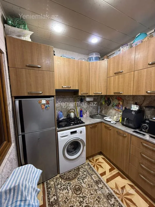 Satılır 3 otaqlı köhnə tikili 65 m²